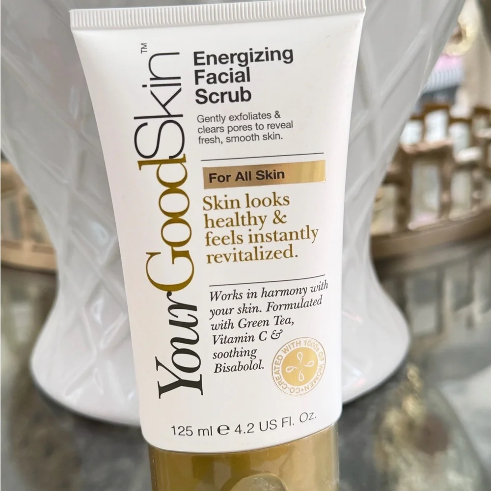 New YourGoodSkin Energizing Facial Scrub, 4.2 fl oz